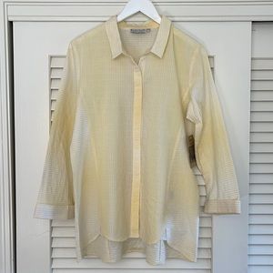 Habitat “Clothes to Live In” Button Down Collared Top